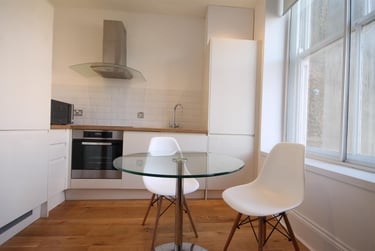 1 bed studio, Chaucer Building, City Centre, Newcastle, NE15JE - Image 2